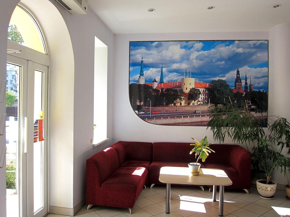 Hotel Vilmaja Riga Exterior photo