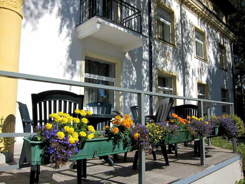 Hotel Vilmaja Riga Exterior photo
